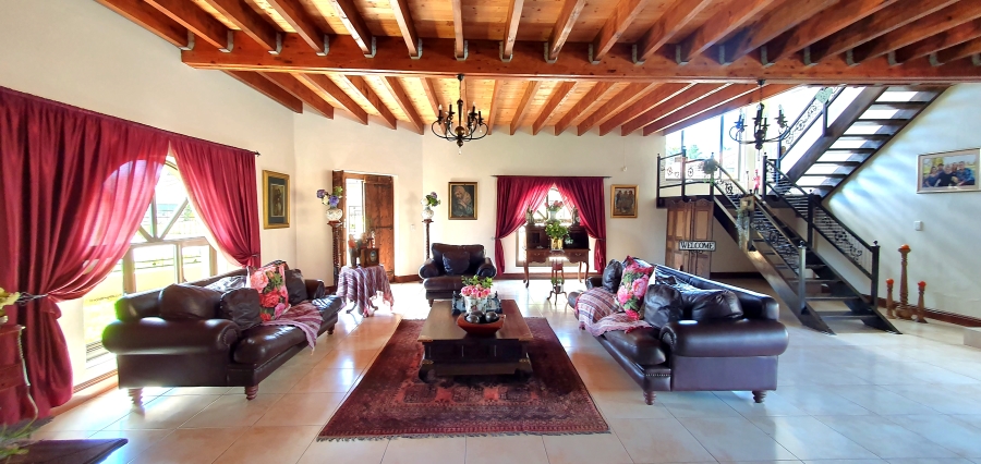4 Bedroom Property for Sale in Strelitzia Park Eastern Cape